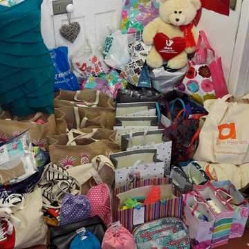 People of Chester Assisting Manchester - Dandy's Topsoil & Landscape Supplies