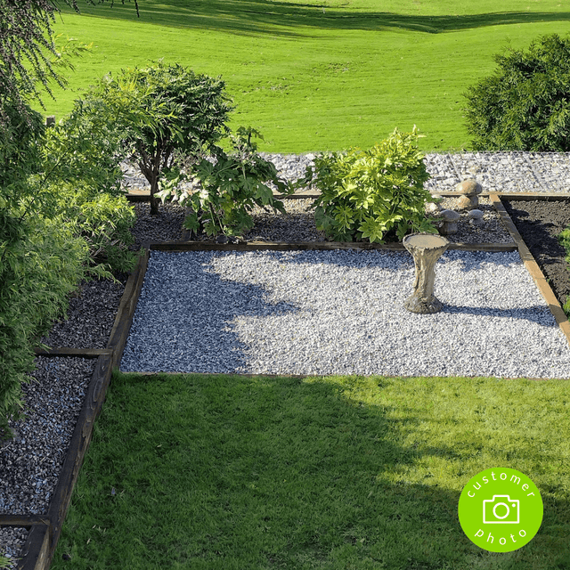 Black Ice Gravel Chippings - Dandy's Topsoil & Landscape Supplies