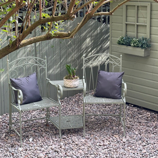 Dandy's Scottish Pebbles 20 - 30mm. Image by @WillowRoseCoggins