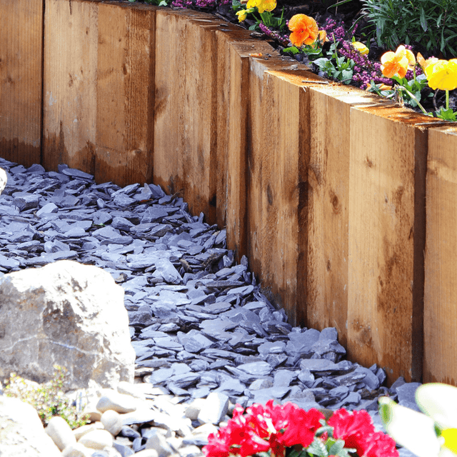 Welsh Blue Plum Crushed Slate Chippings 40mm - Dandy's Topsoil & Landscape Supplies