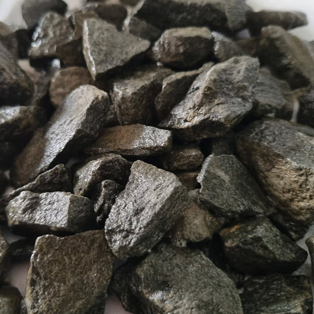 Black Diamond Gravel Chippings - Dandy's Topsoil & Landscape Supplies