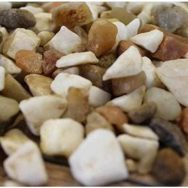 Arctic Champagne Gravel Sample - Dandy's Topsoil & Landscape Supplies