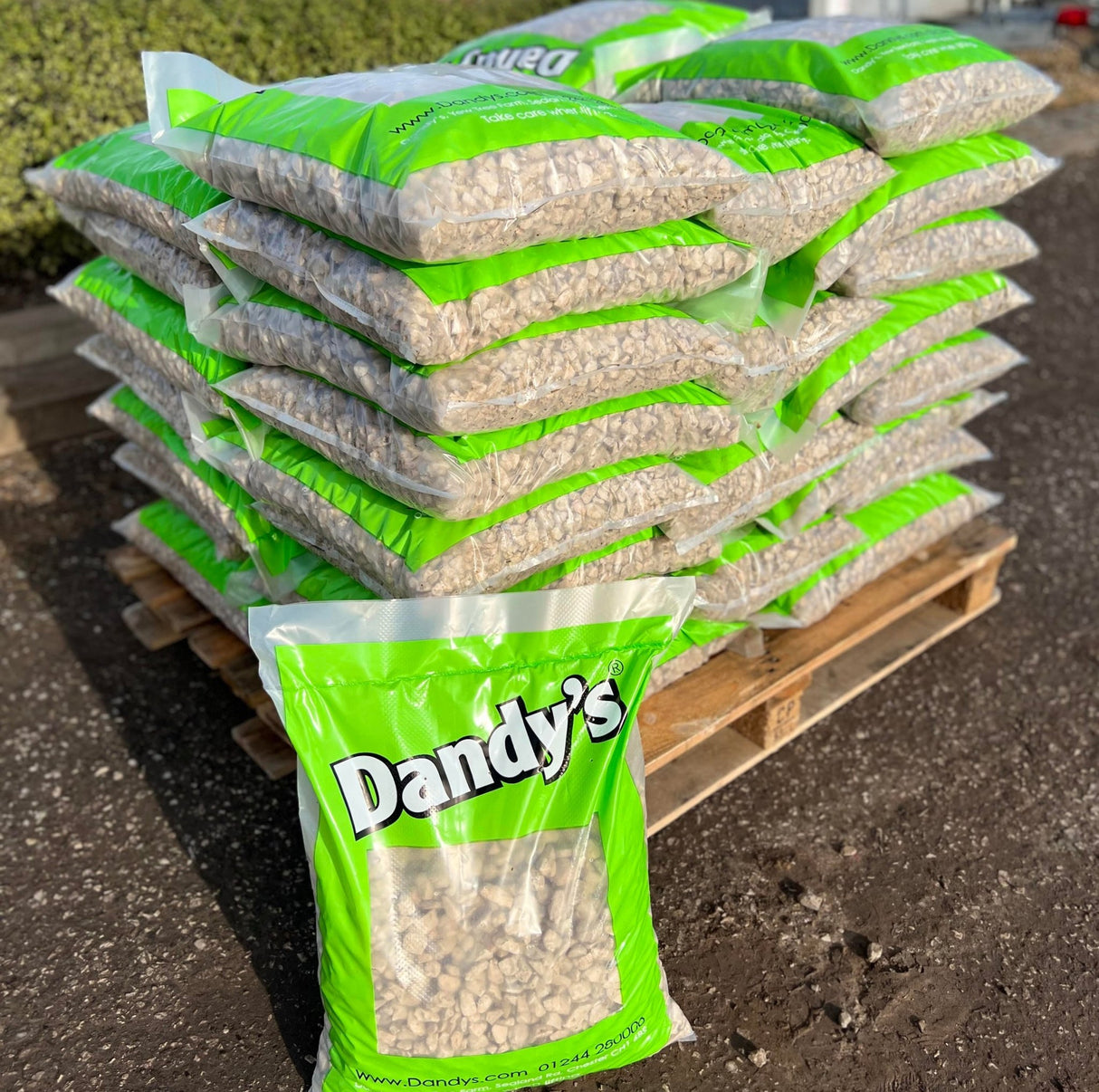 Click and Collect 3 x Gravel or Slate 25kg - Dandy's Topsoil & Landscape Supplies