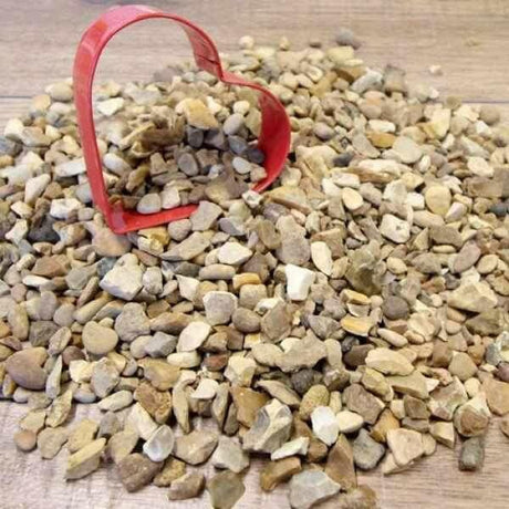 Golden Gravel Chippings Sample - Dandy's Topsoil & Landscape Supplies