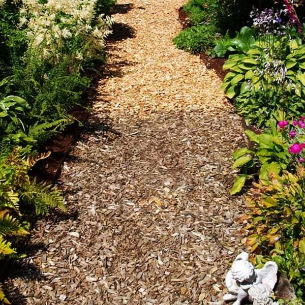 Click and Collect Hardwood Path Chips 50ltr - Dandy's Topsoil & Landscape Supplies