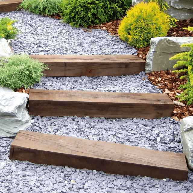 Welsh Blue Plum Crushed Slate Chippings 20mm - Dandy's Topsoil & Landscape Supplies