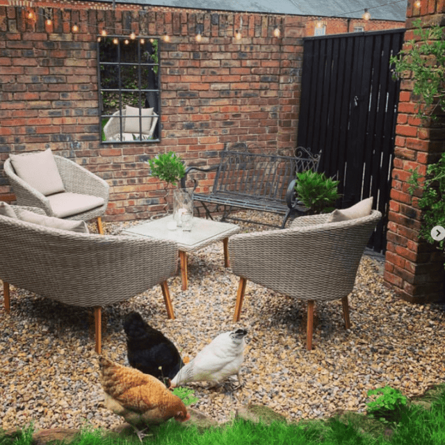 Golden Gravel Chippings - Dandy's Topsoil & Landscape Supplies