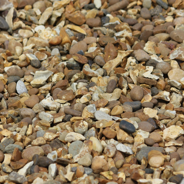 Dandy's gold gravel chippings 20mm size