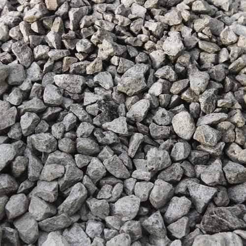 Grey Limestone Gravel Chippings | Dandys 